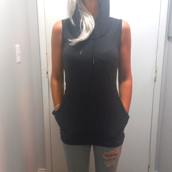 Charcoal grey BENCH top - Picture 6 of 6